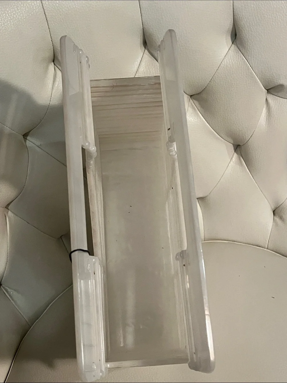 Rachel Roy Pearl White Slatted Acrylic Wall Panel Satchel Vacation Bag